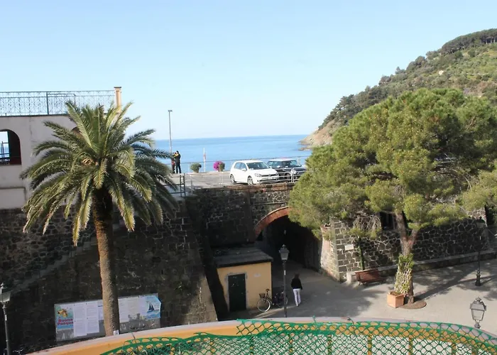 La Porta Delle 5 Terre Trilocali * Бонассола
